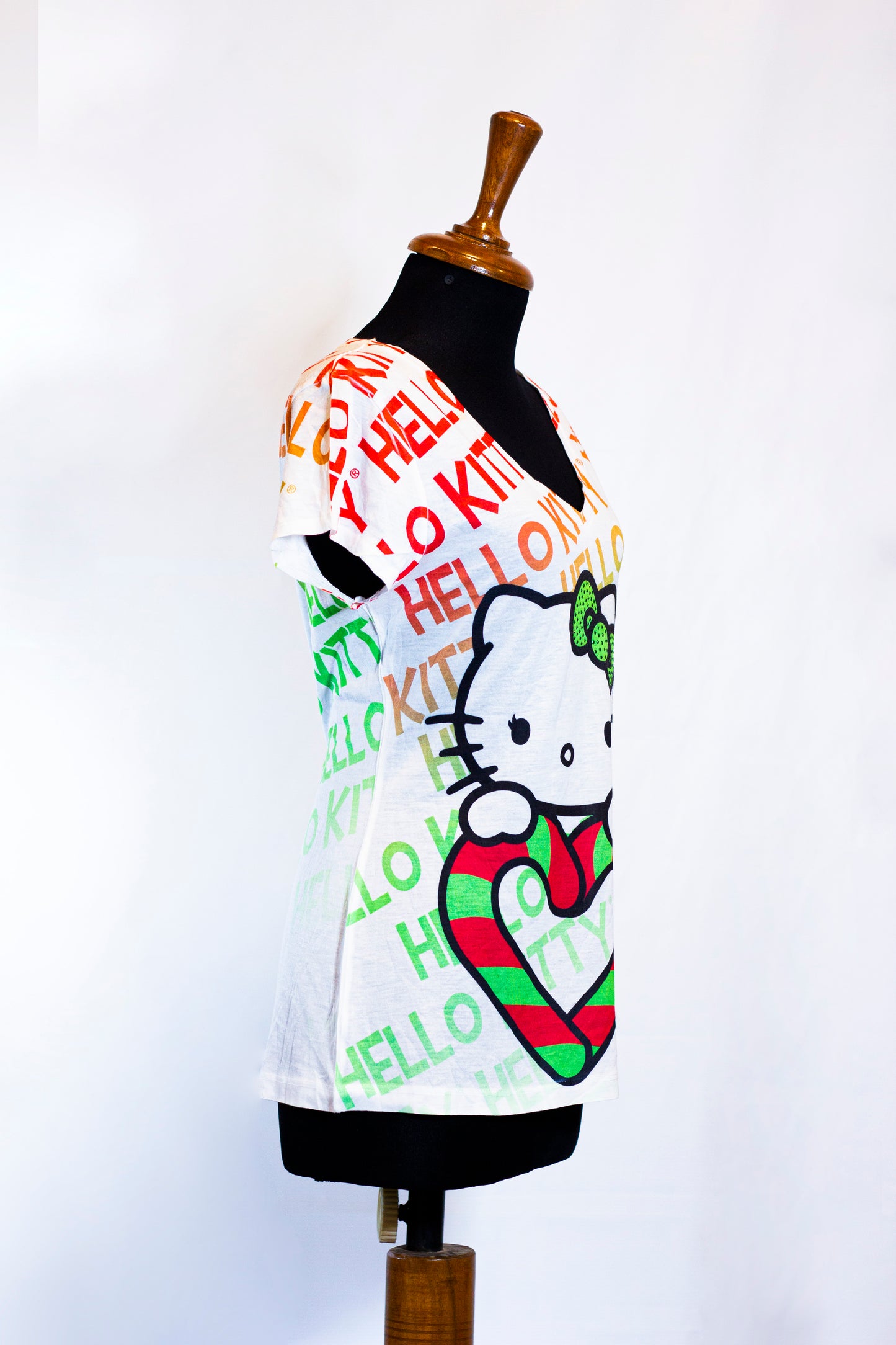 Hello Kitty T Shirt - Bazla Closet