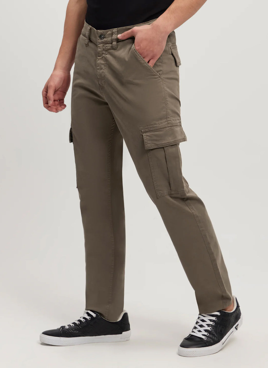 Guess Cargo Pants (IMPORTED) - Bazla Closet