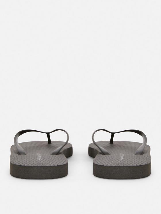 Primark Classic Black Flip-Flops