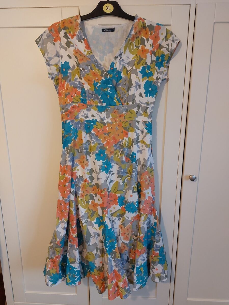 Floral Print Summer Dress – Elegant & Stylish