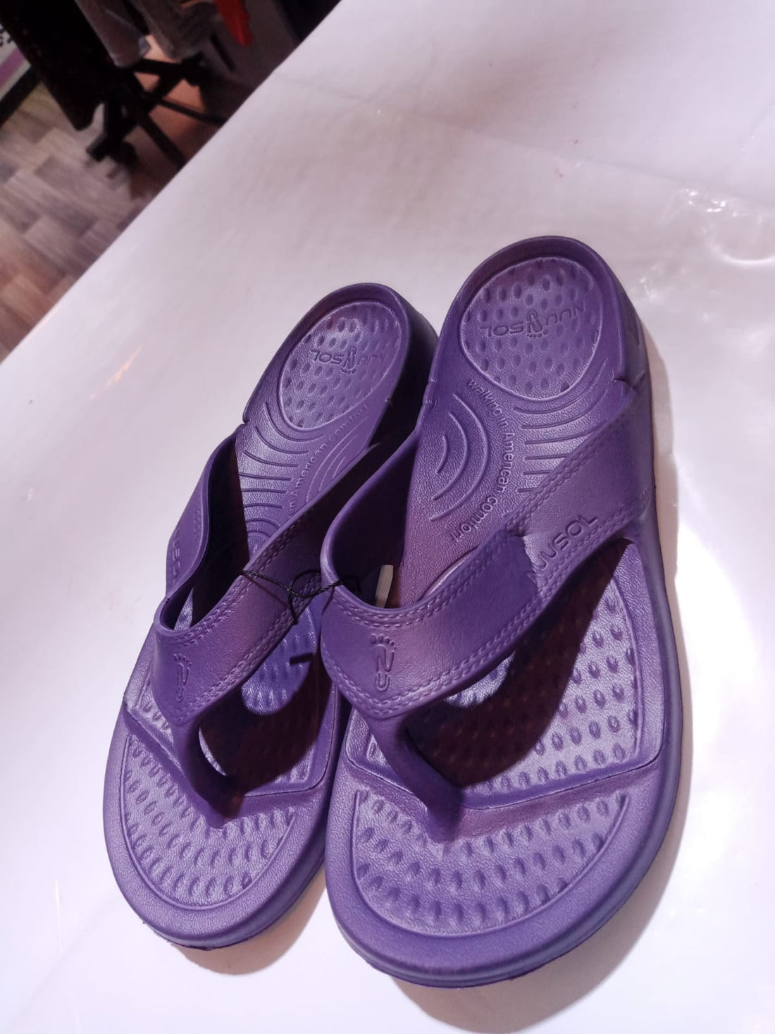 Women's Cascade Flip Flop ( USA imported)