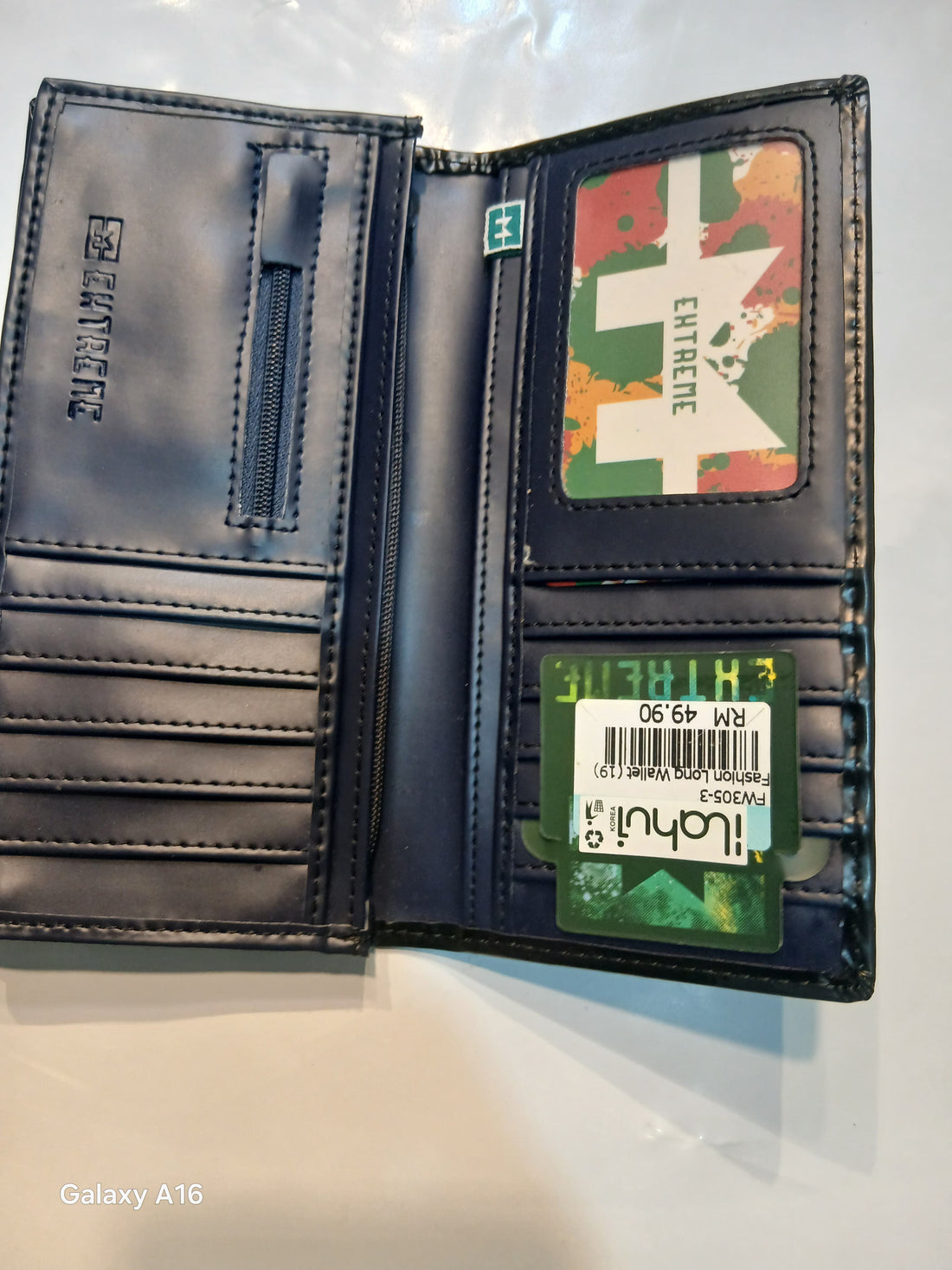 trendy beautiful wallet  (malaysia imported)