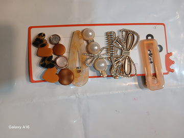 Qpocket hair pins (malaysia imported)