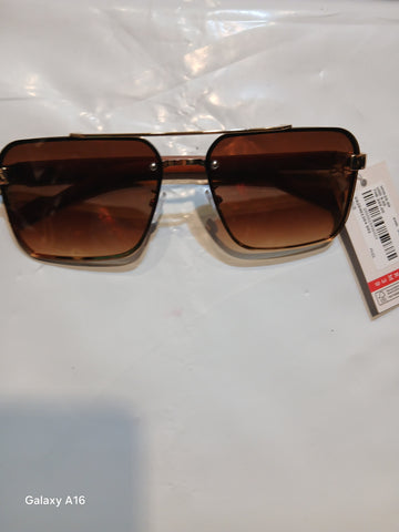 premium quality glasses (Malaysia imported)