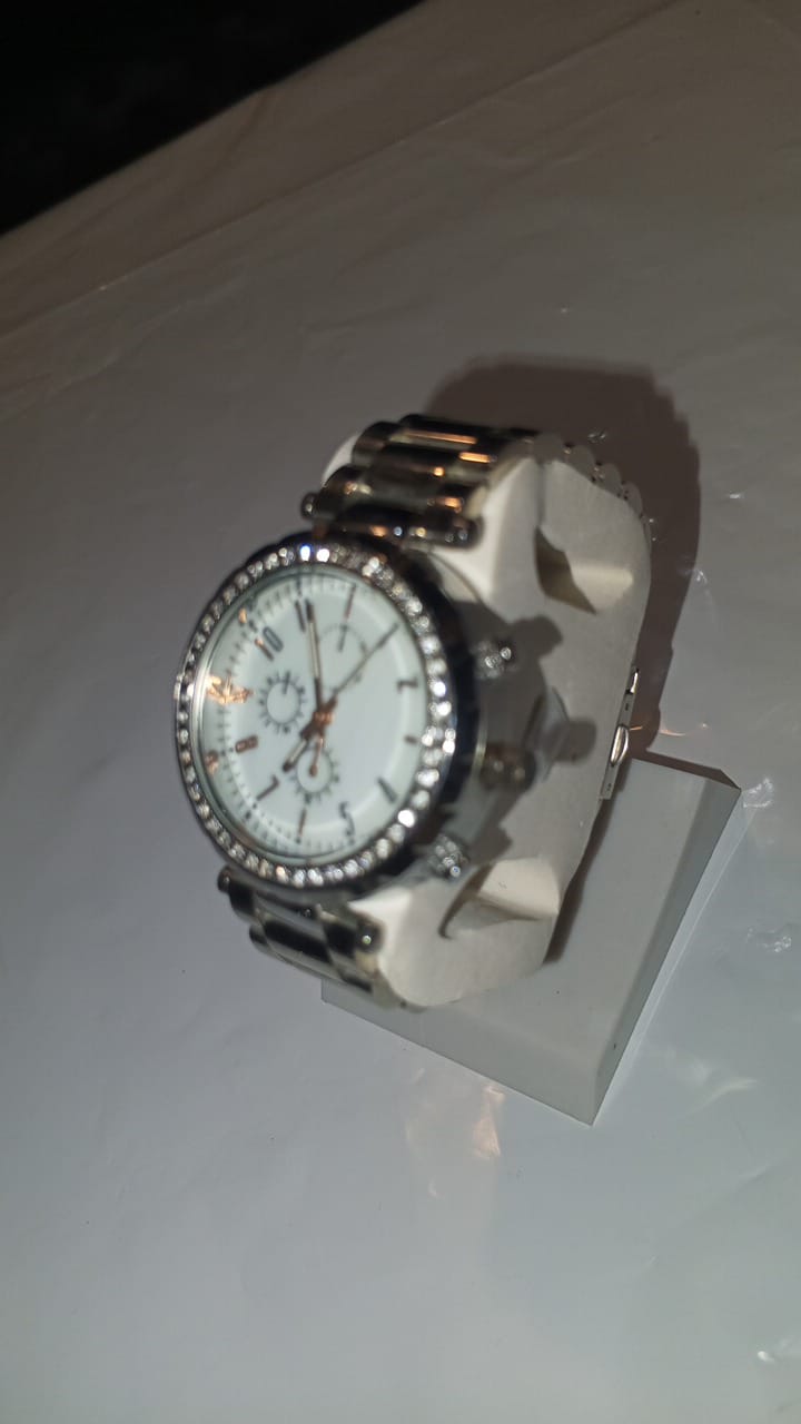 premium quality female watch (UAE imported )
