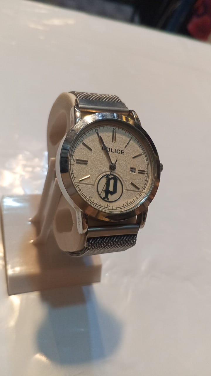 Premium Imported Watches – Elegance from UAE