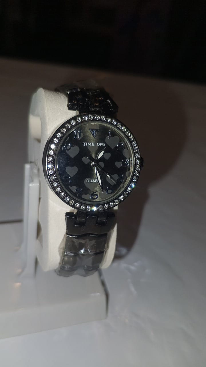beautiful black premium quality female watch