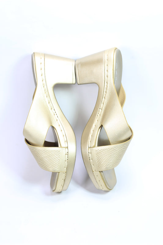 Gold Open-Toe Block Heel Sandals (Size 38)