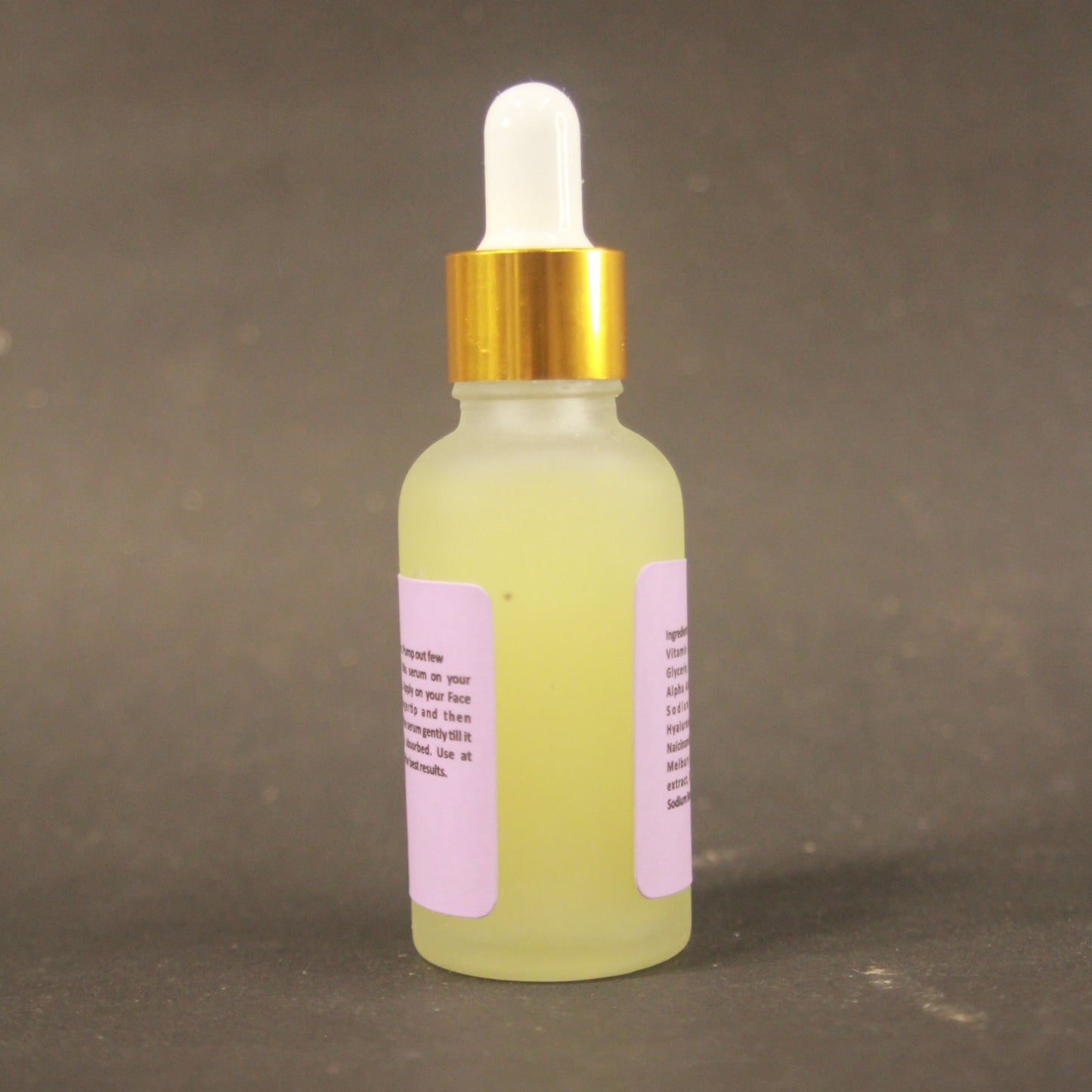 Flostien Vitamin C + Hyaluronic Acid Serum