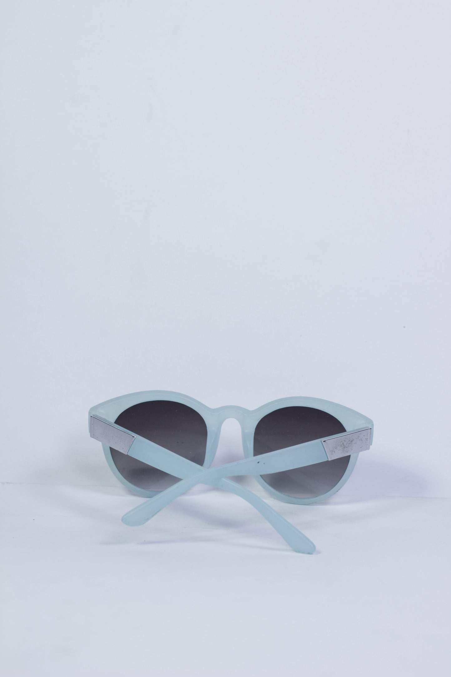 Cool Shades, Global Trends