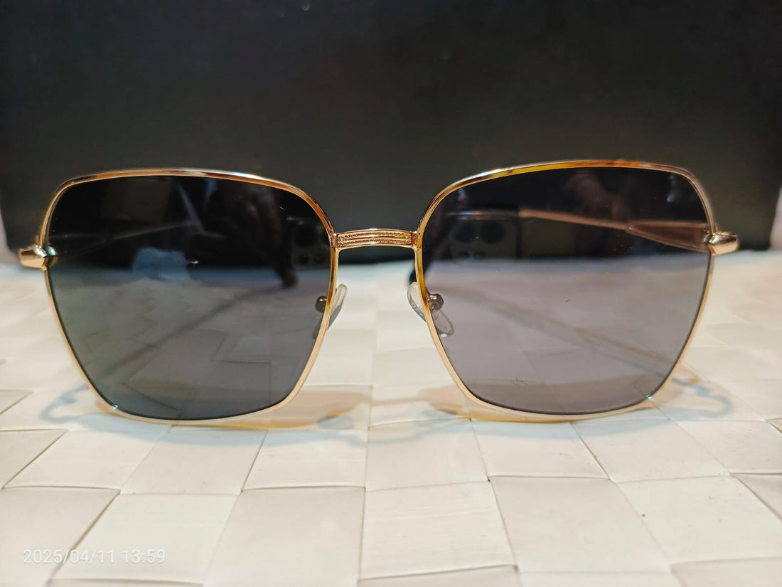 Bazla Closet Glasses