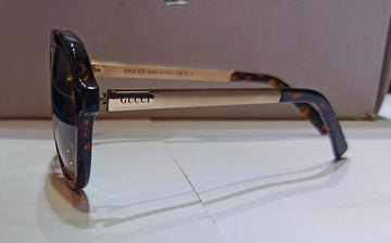 Gucci Tortoiseshell Sunglasses – Luxury Brown Lens with Golden Temples