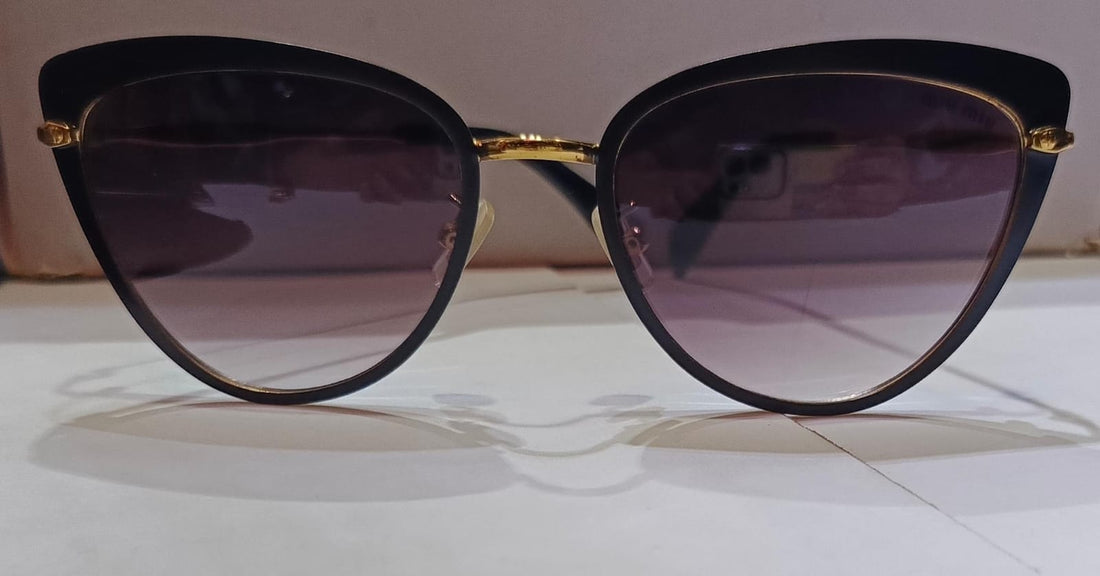 Bazla Closet Glasses