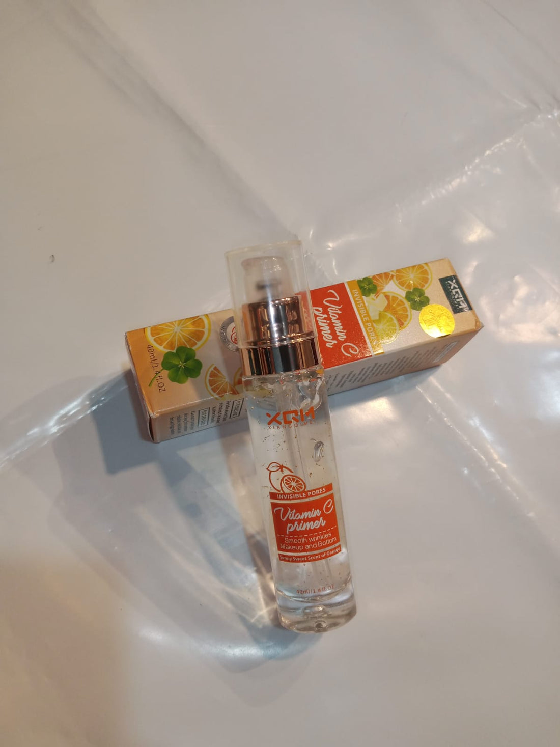 XQX Vitamin C Primer – Brightening & Wrinkle-Free Makeup Base