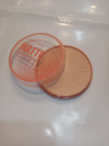 Matte Peach Compact Powder – Smooth & Flawless Finish