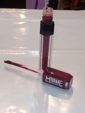 GCSH Velvety Matte Lip Gloss – Romantic Classic Red