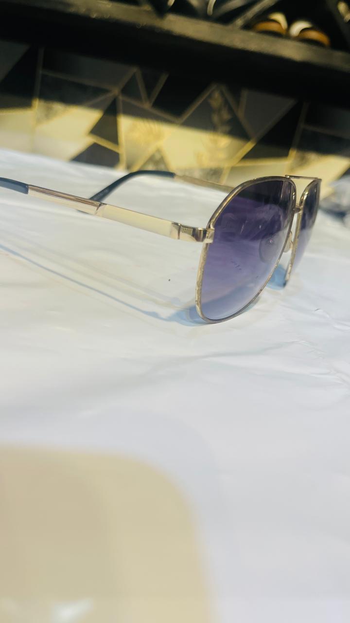 Aviator Style Sunglasses – Brown Gradient Lenses