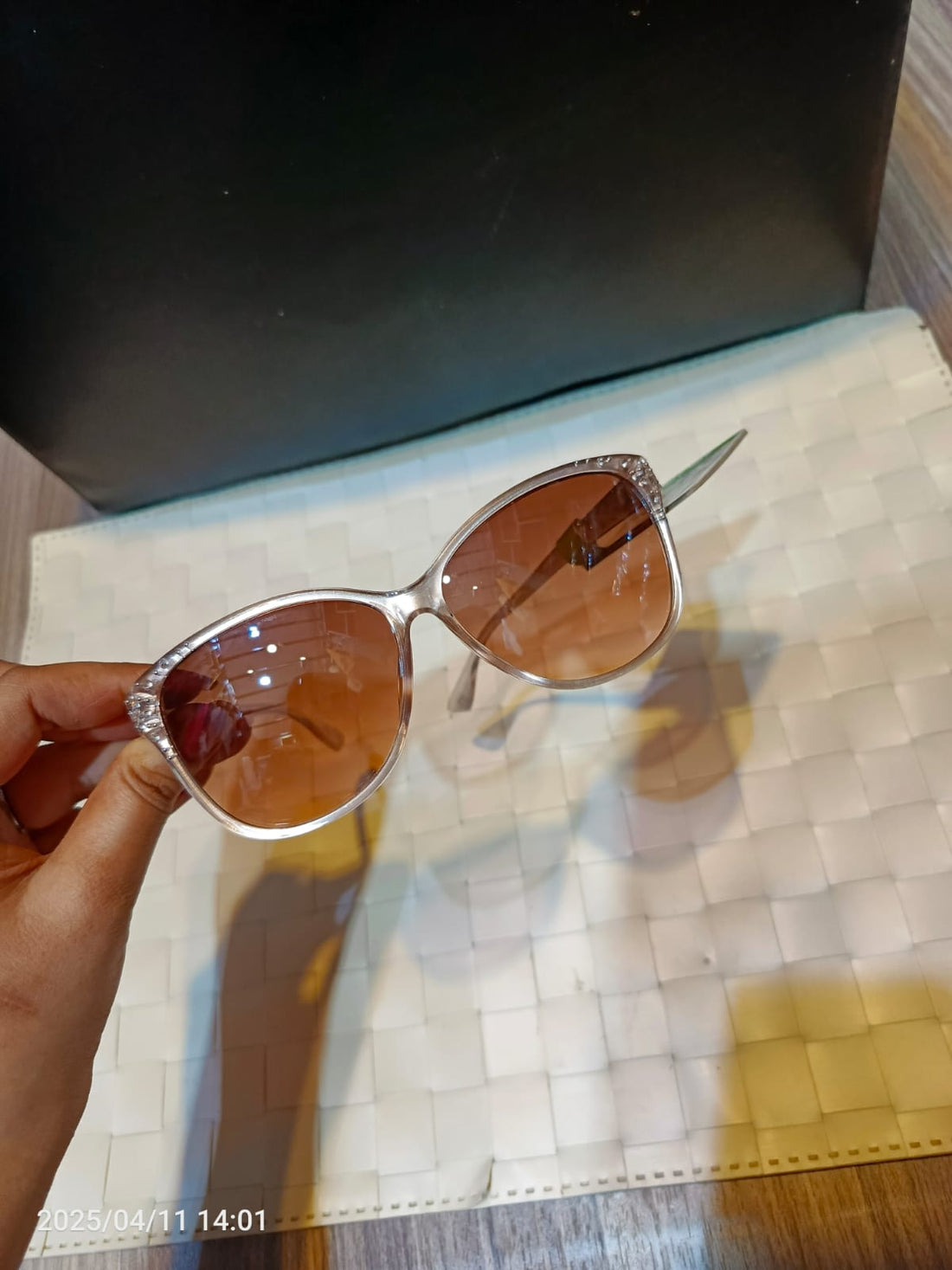 Bazla Closet Glasses